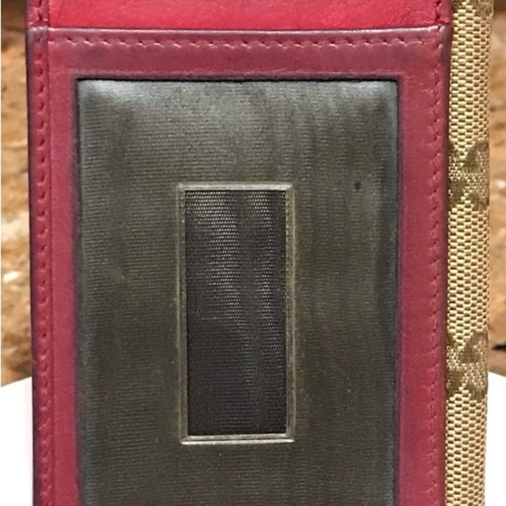 Gucci Beige and Red GG Card Holder - Picture 5 of 13